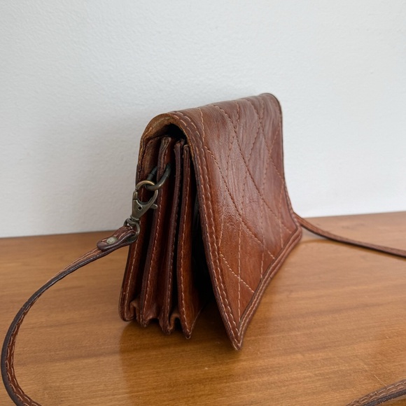 The Bridge Vintage Italian Leather Crossbody Bag Made in Italy - Picture 11 of 11